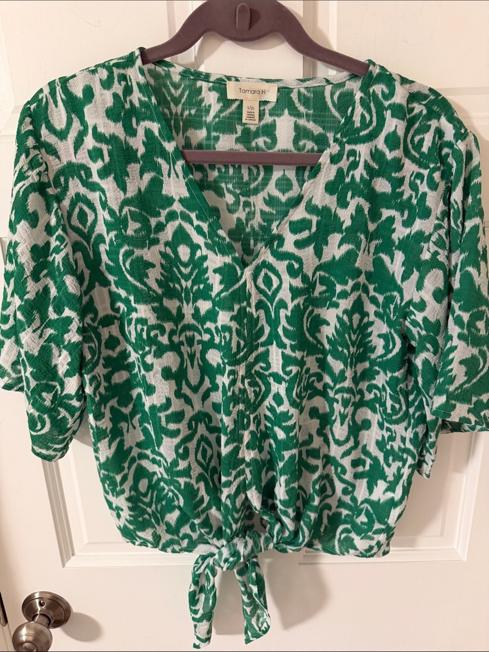 Tamara H. Green/White Ikat Damask Print Tie Front V-neck top lightweight Small